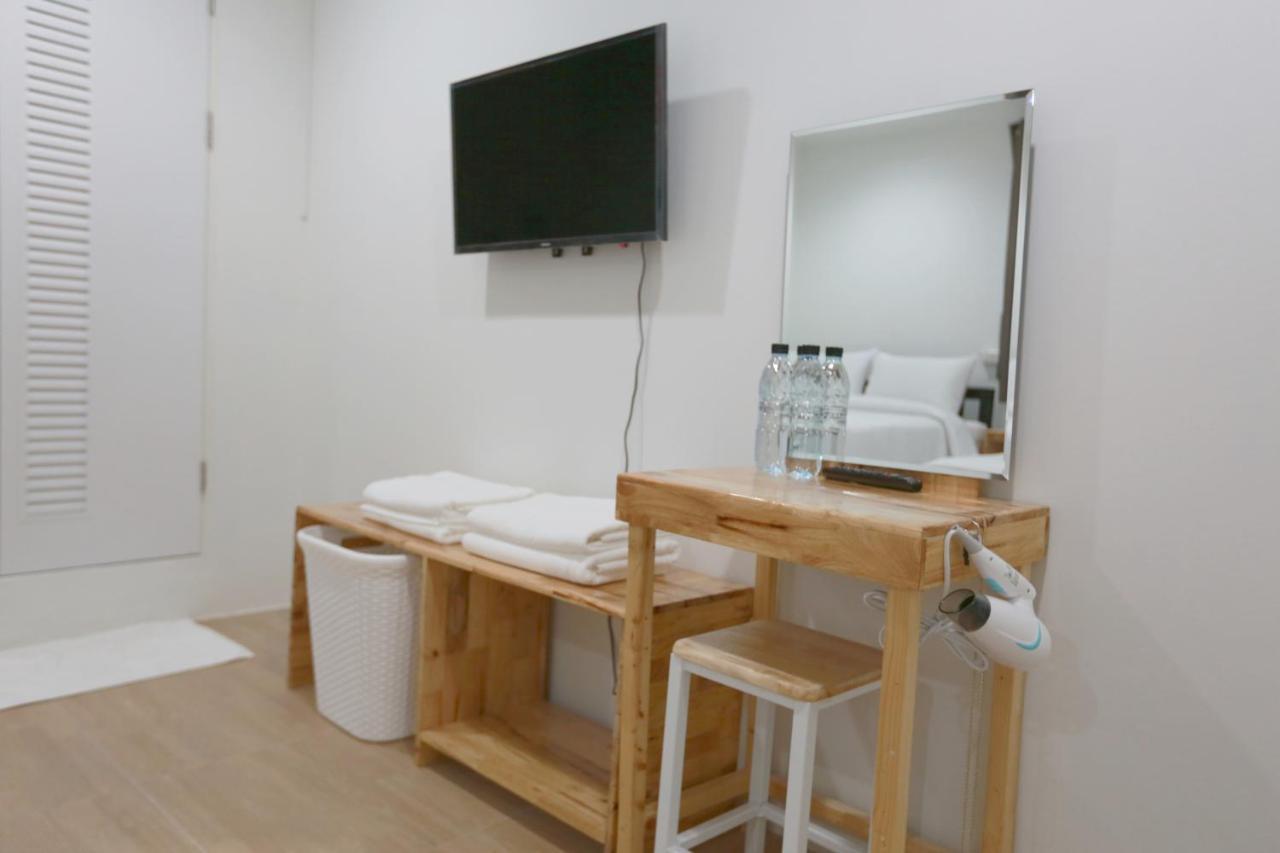 Interest Poshtel Hostel Bangkok Kültér fotó